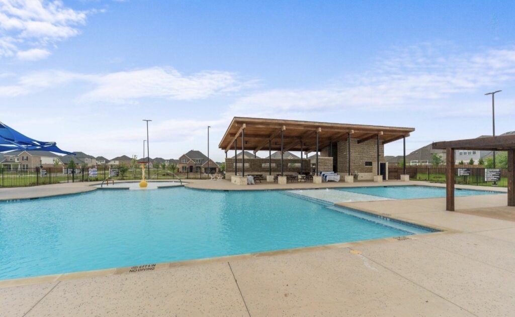 Second community pool, splash pad and covered pavilion at Anna Town Square in Anna, Texas